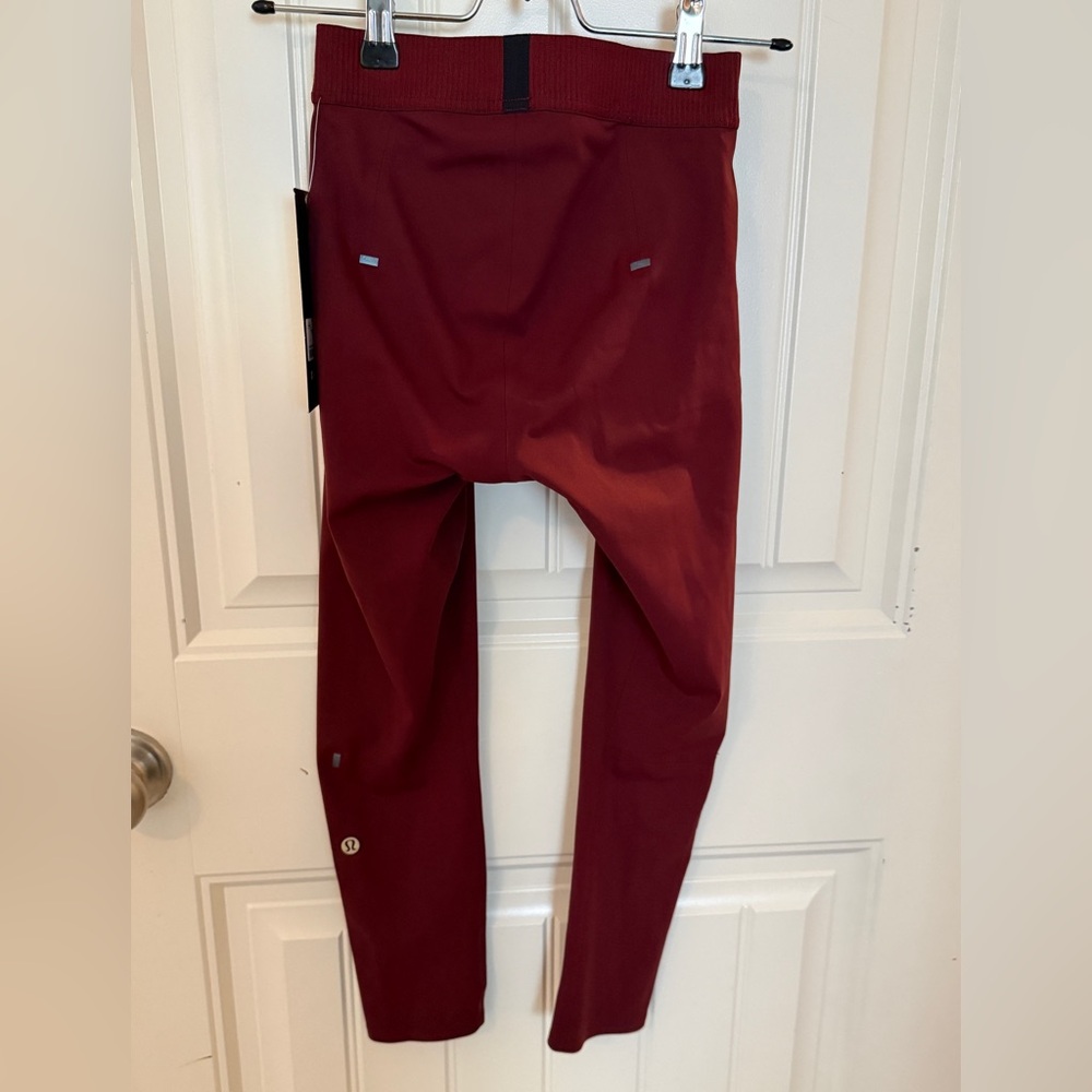 Lululemon leggings License to Train Tight 21” NWT
